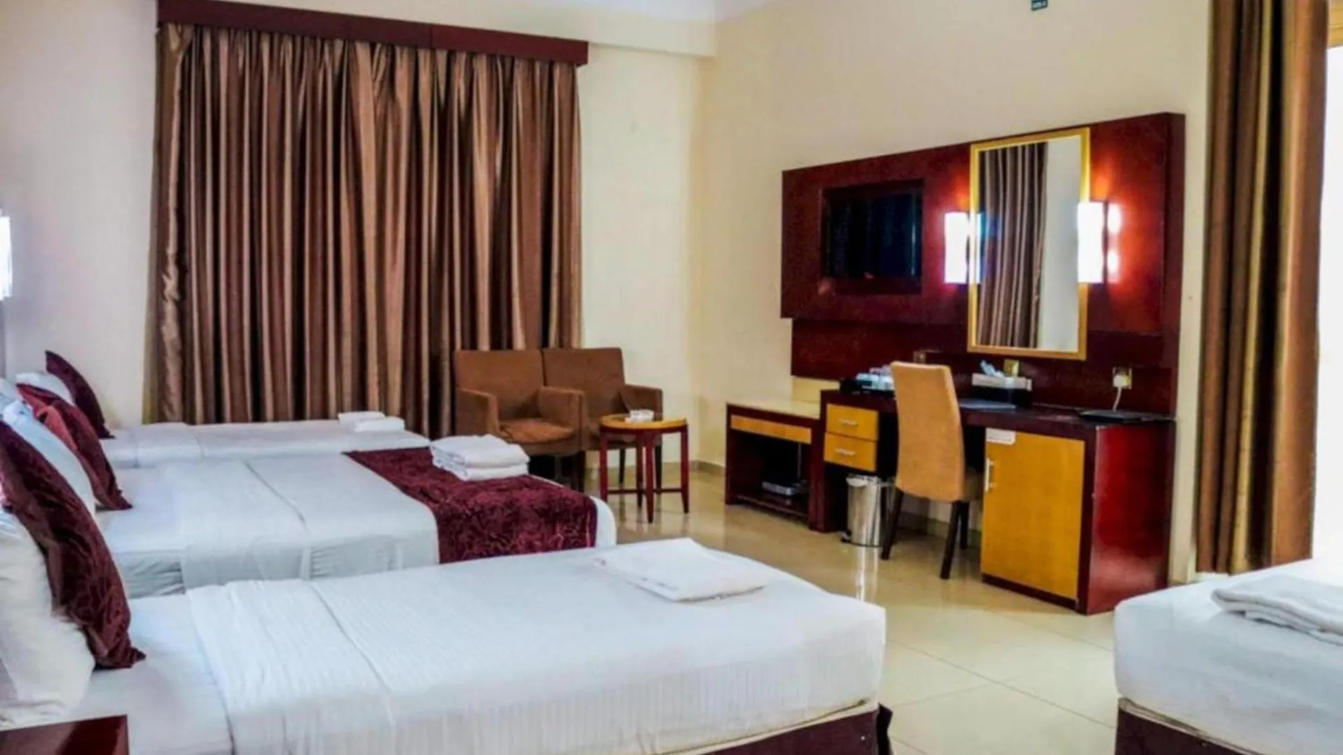 Palette Phoenix Hotel Dubai 3*,