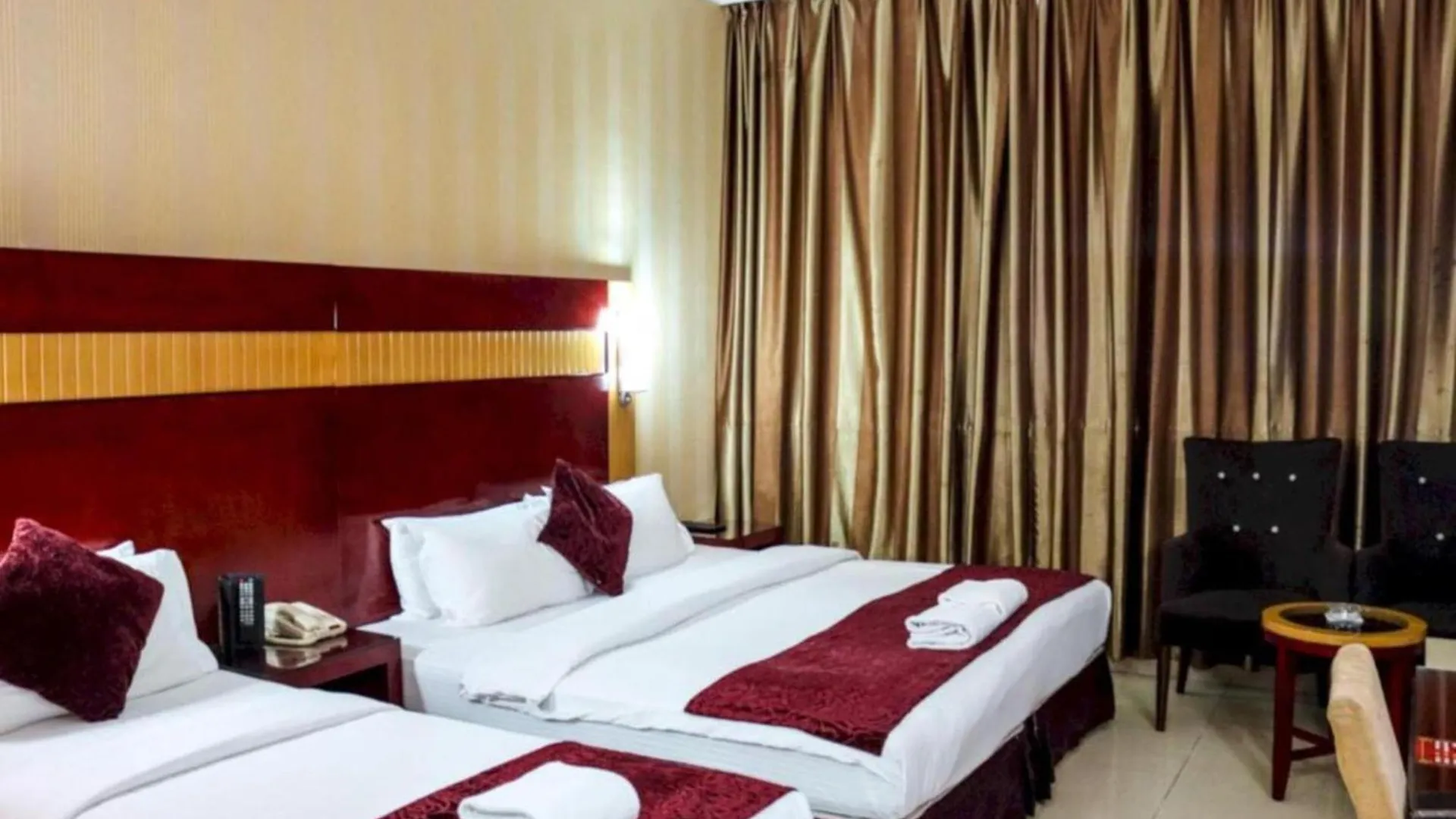 Palette Phoenix Hotel Dubai 3*,