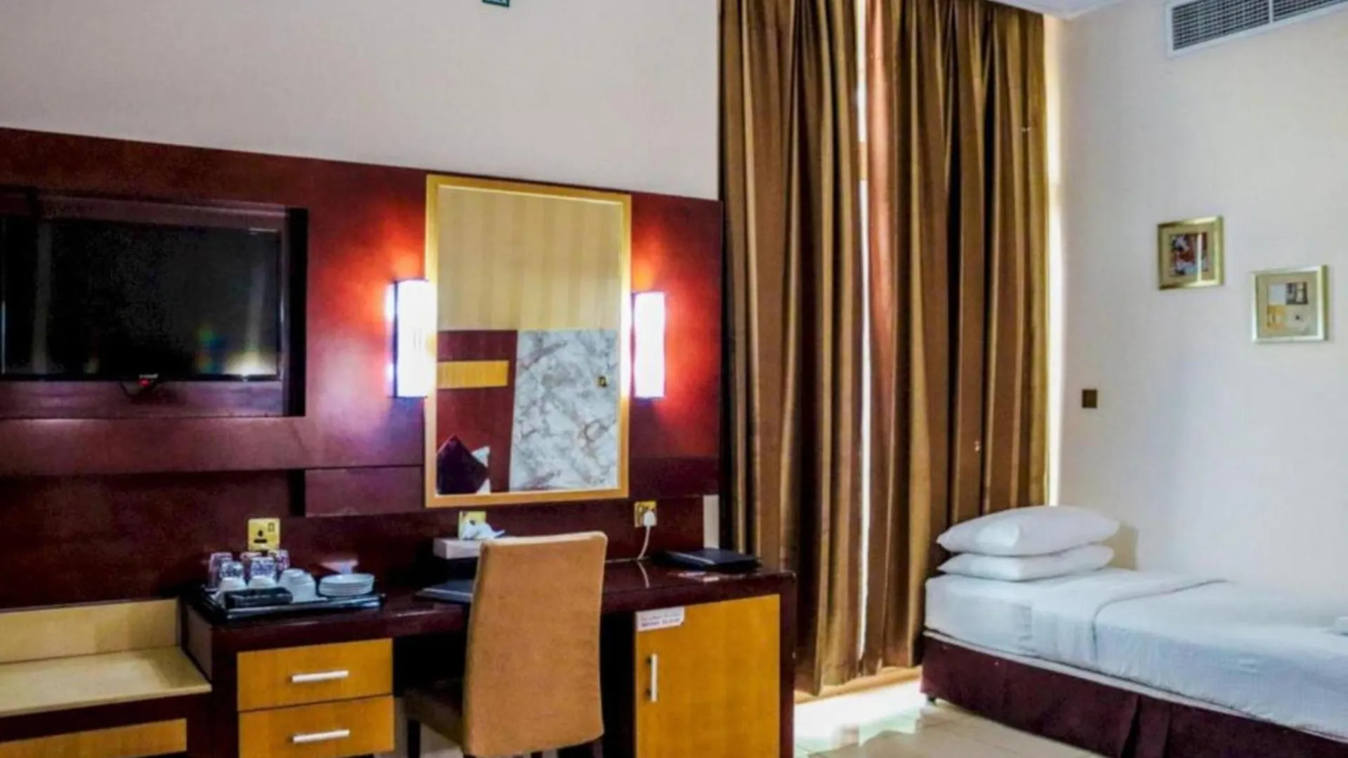 Palette Phoenix Hotel Dubai
