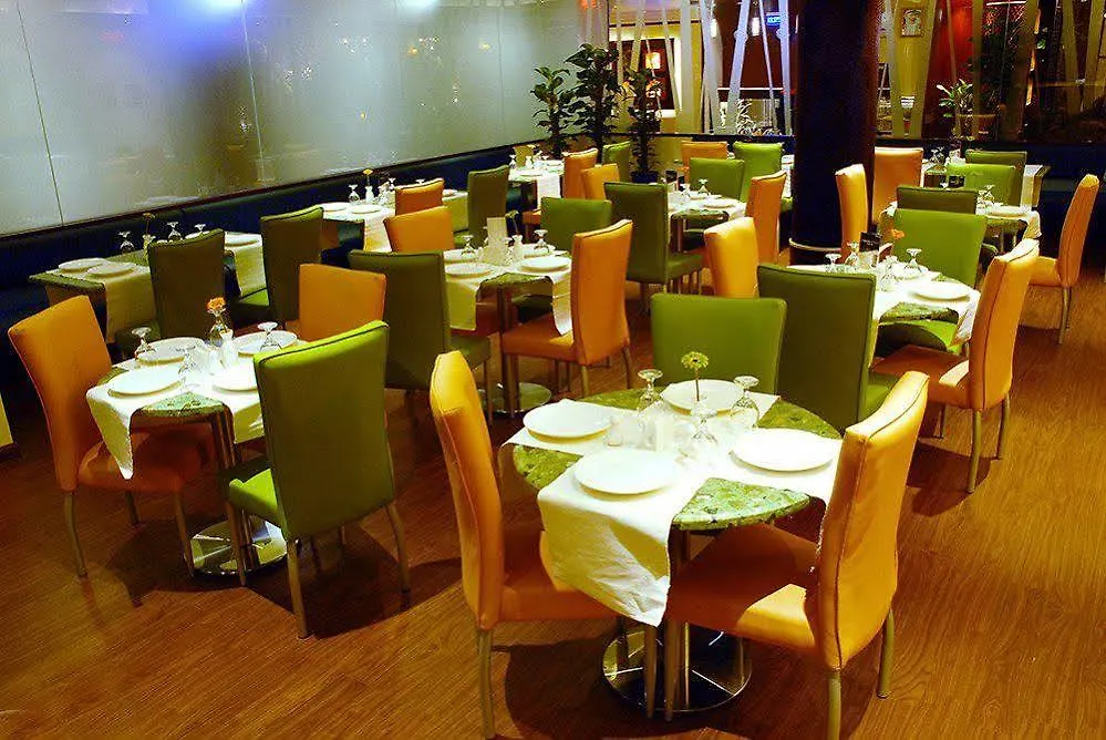 Palette Phoenix Hotel Dubai 3*,